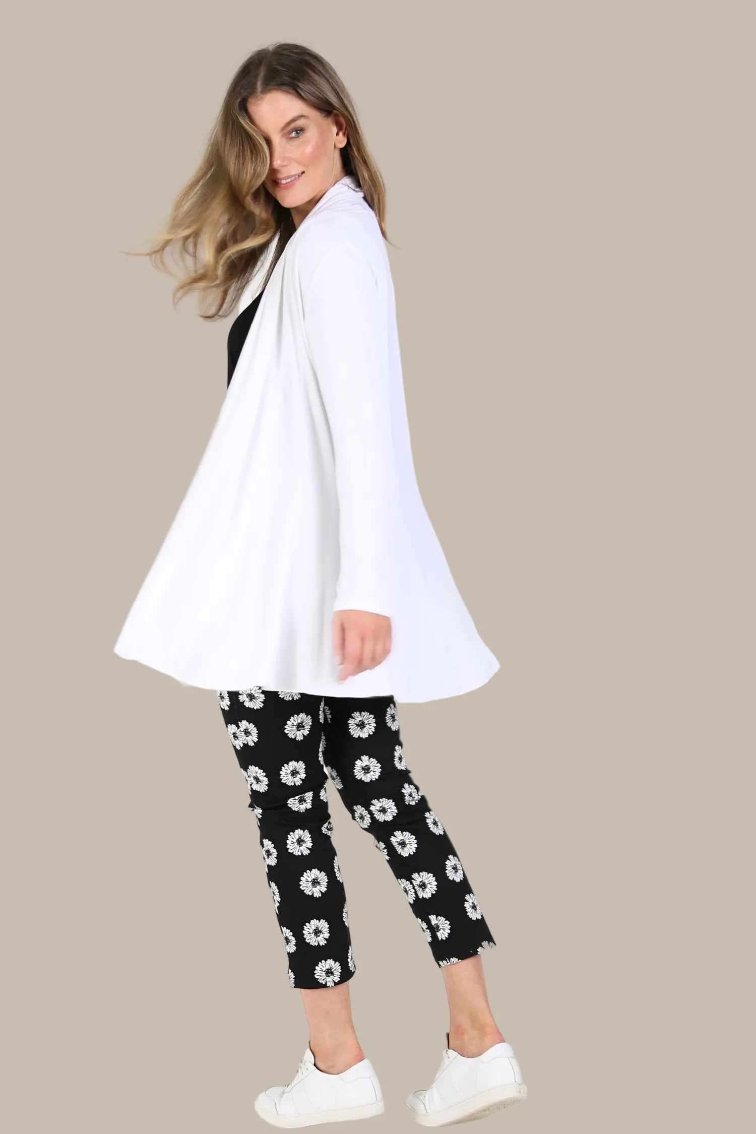 FIORELLA White Bamboo Cardi