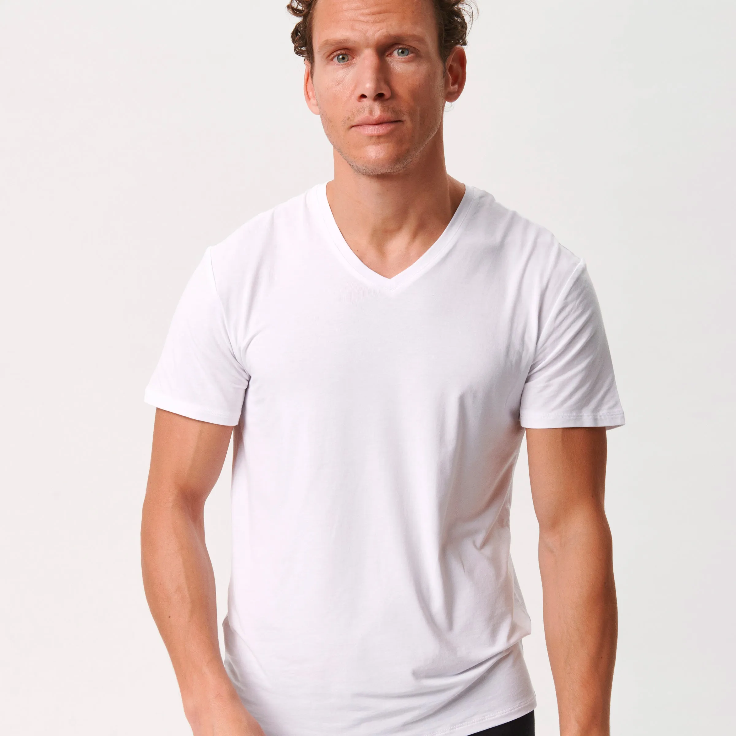 Hvide slim fit v-hals bambus T-shirts - 2 pak