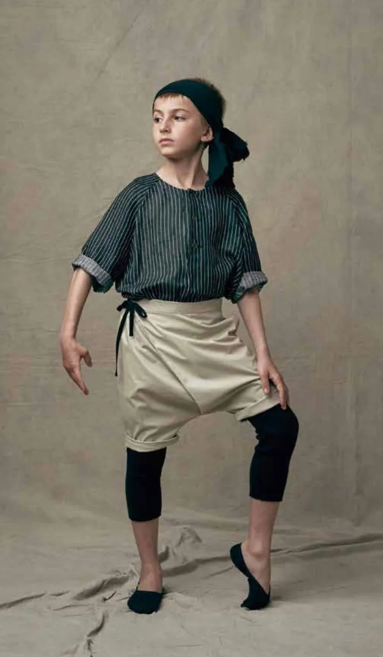 Little Creative Factory Black Tap Shirt