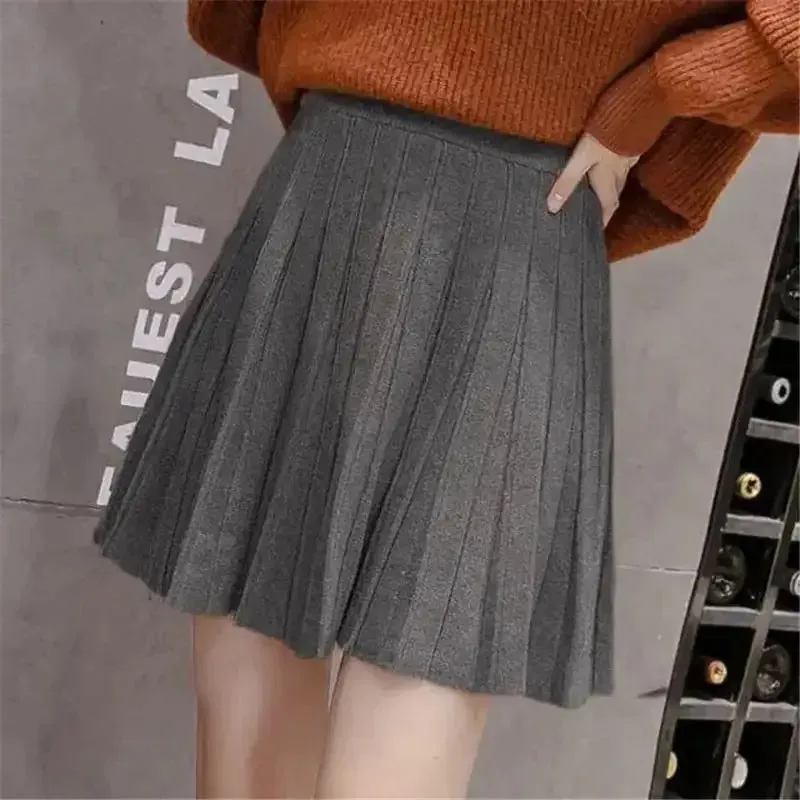 OMNI™ High Waist Knitted Mini Skirt