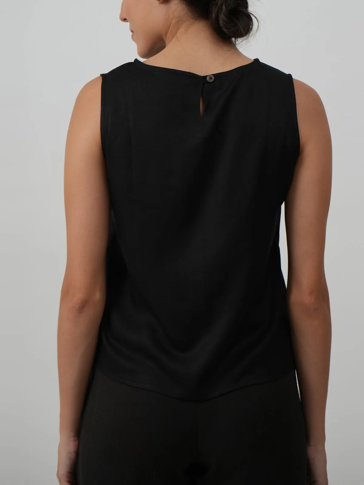 Shell Top Black