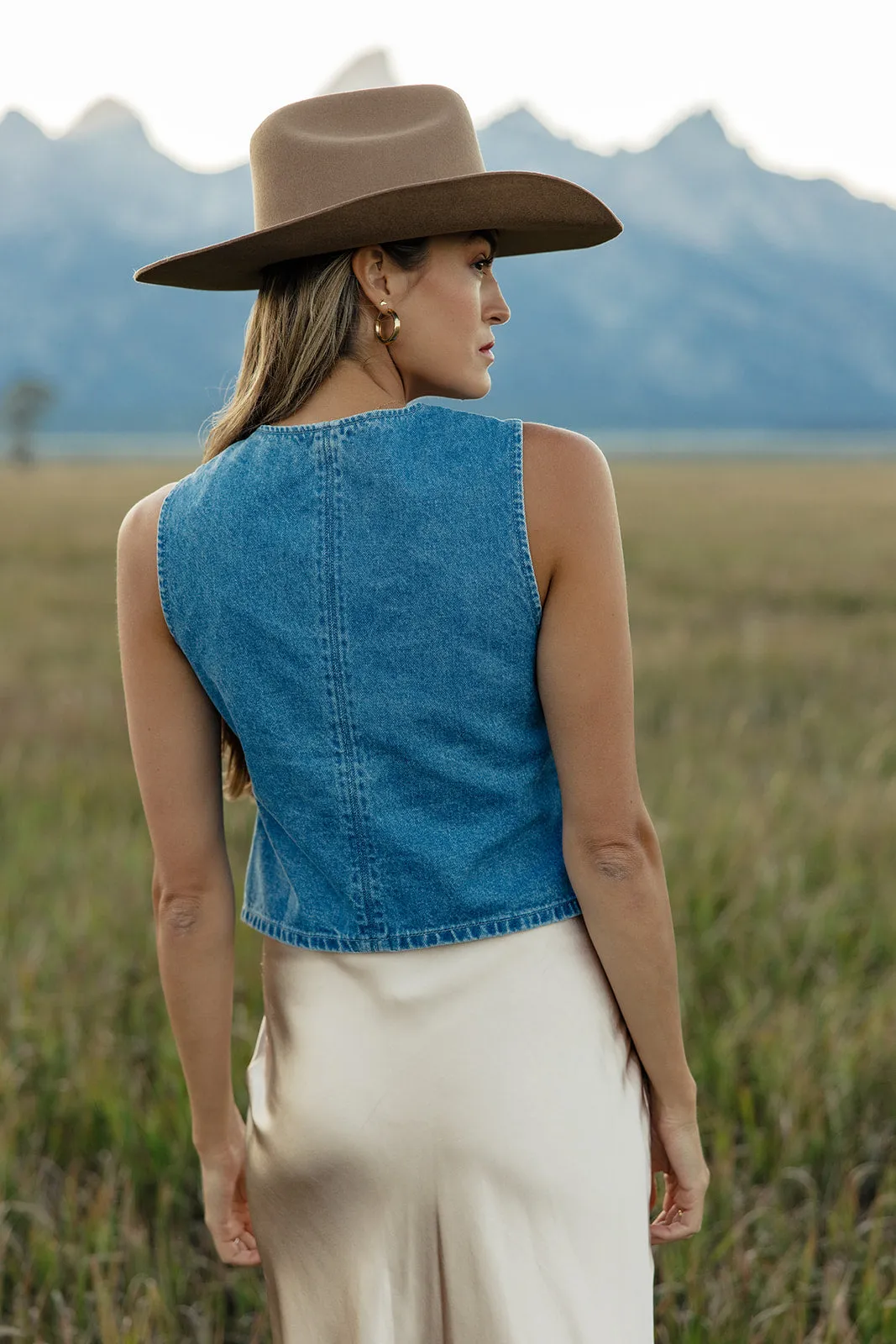 The 90s Denim Vest