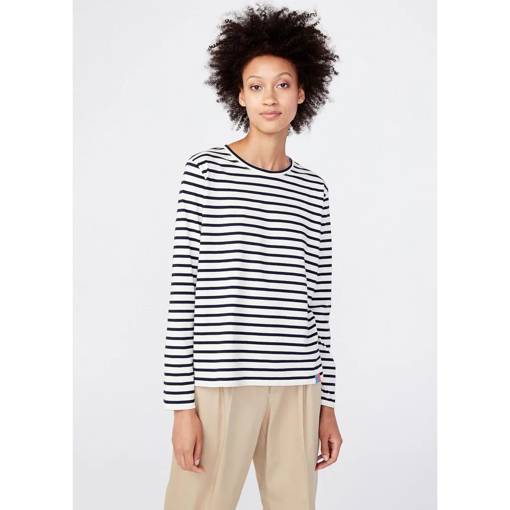 The Modern Long Tee in Cream/Navy