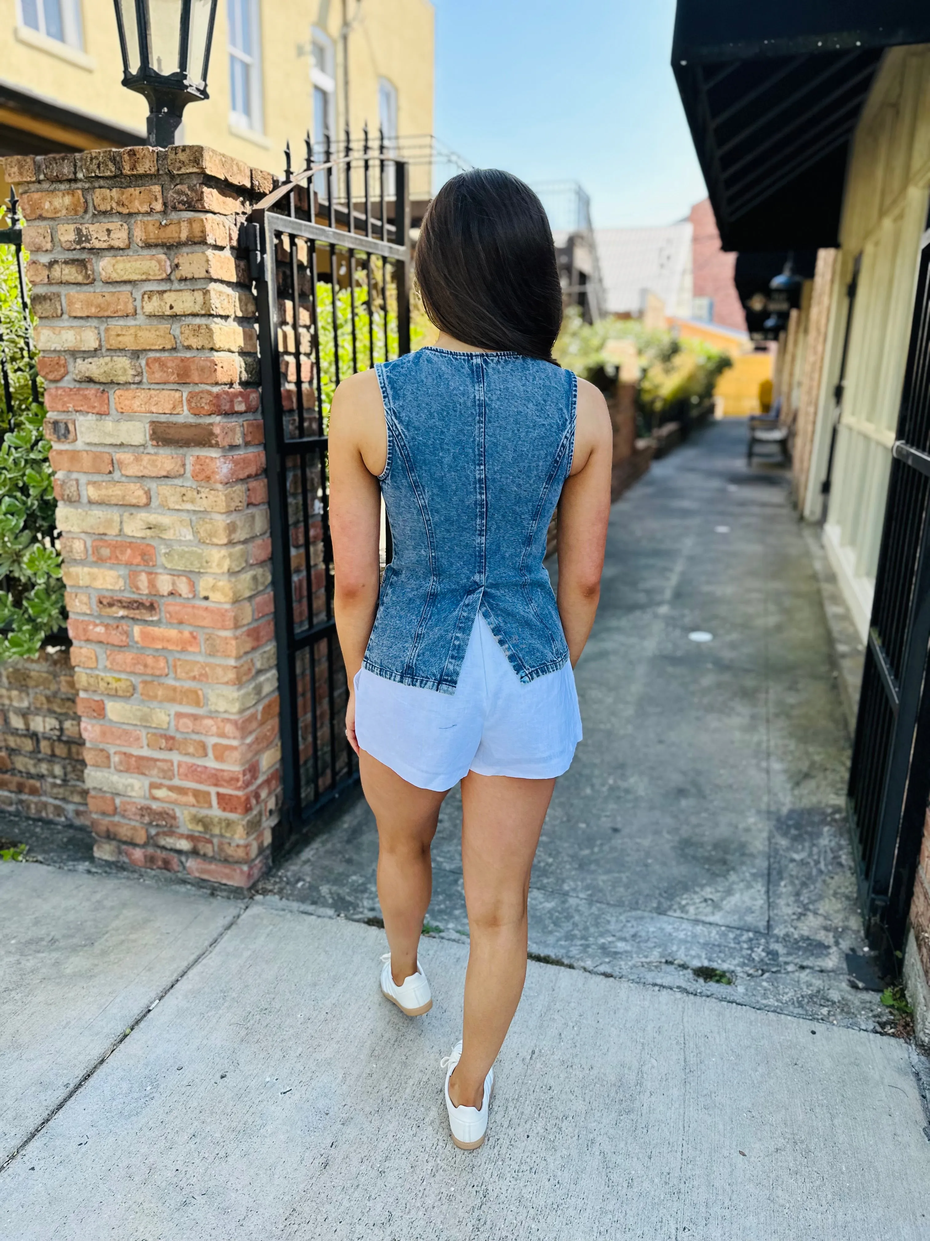 Wesley Vest- Acid Wash