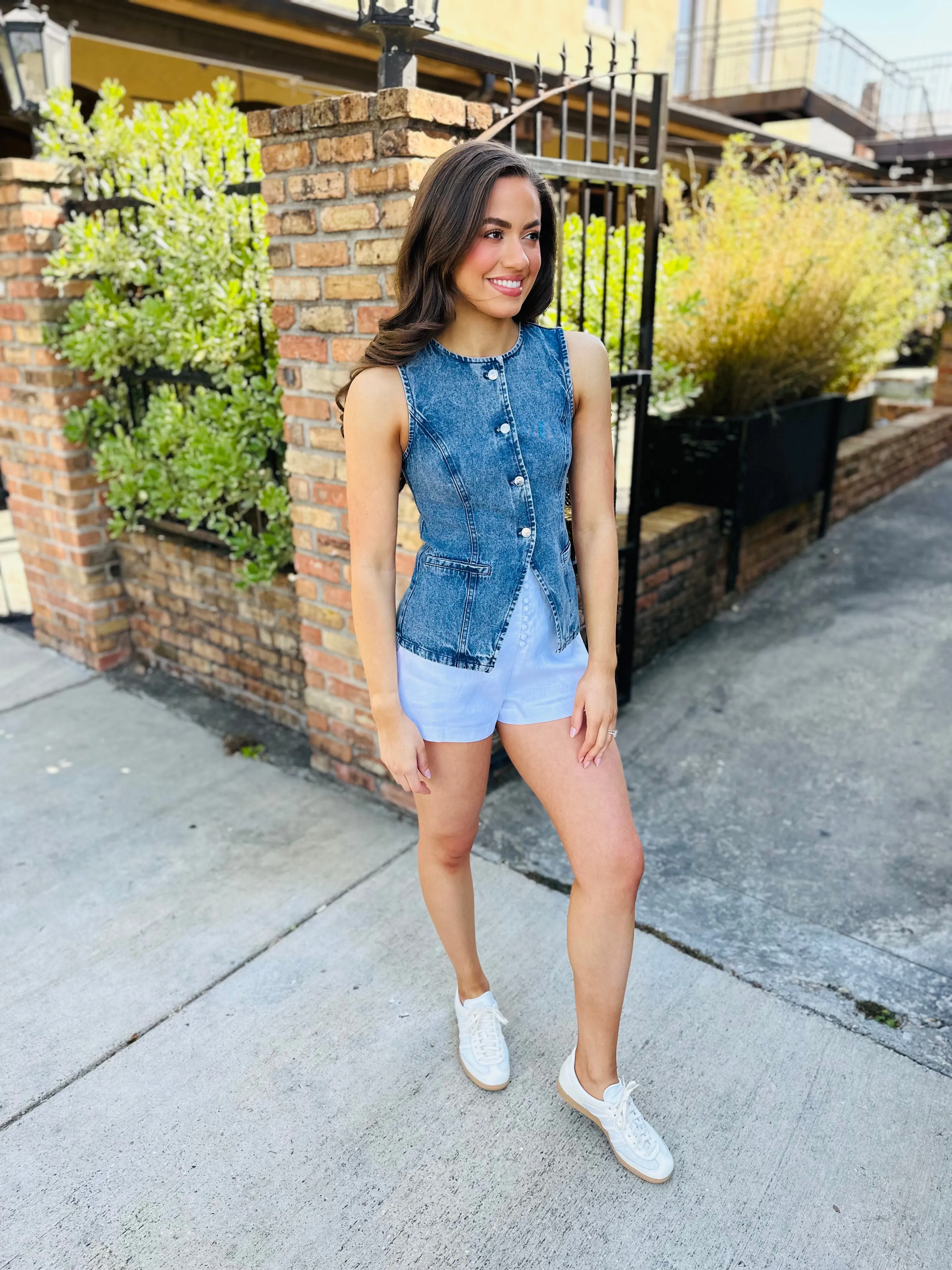 Wesley Vest- Acid Wash