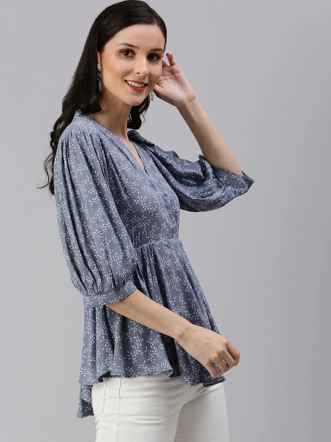 Women Grey Geometric Print Wrap Top