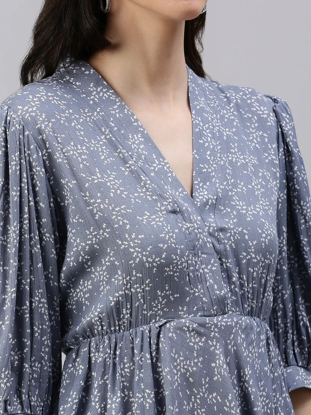 Women Grey Geometric Print Wrap Top